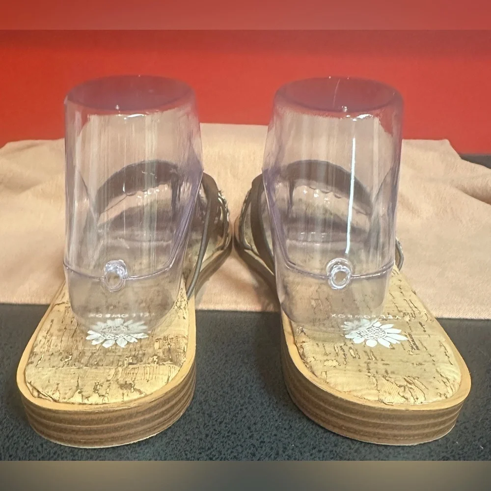 Yellow Box Flat Slip On T Strap Leather Sandals Cheetah Print Women’s Size 9 - Picture 4 of 14